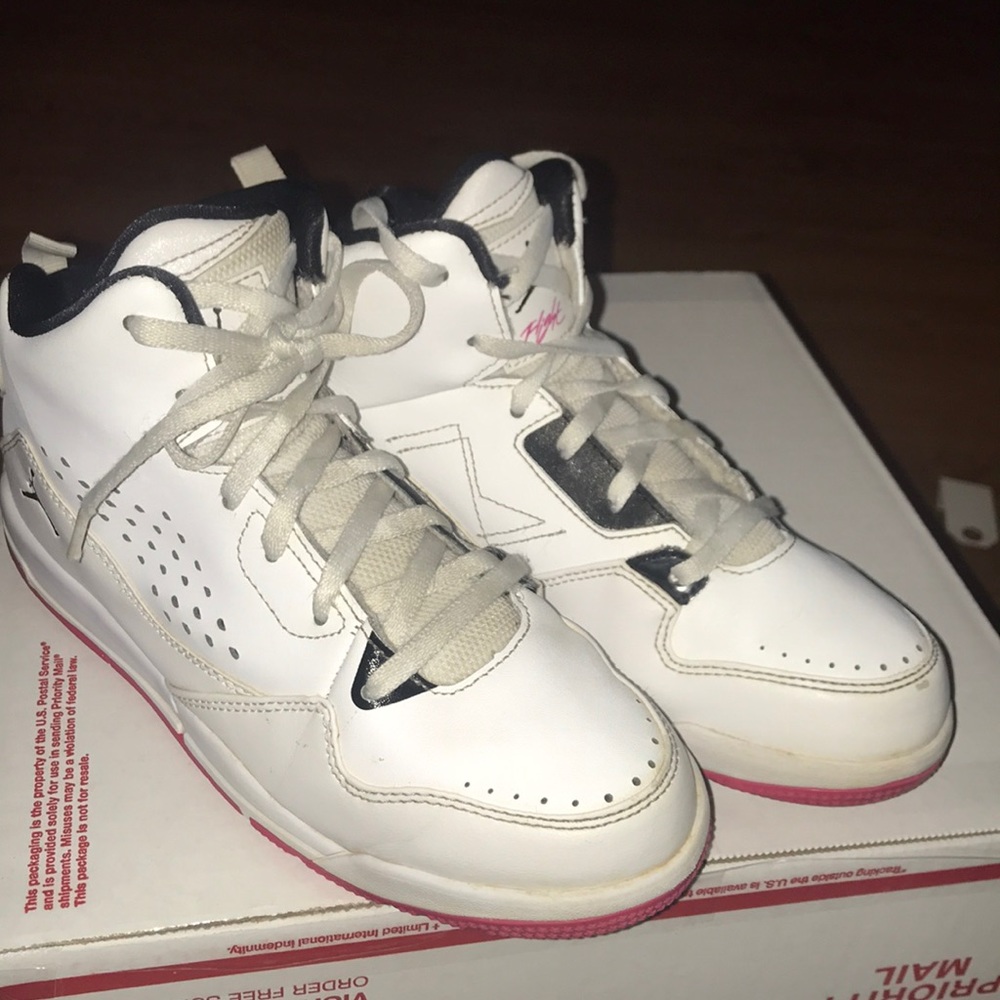Nike flights